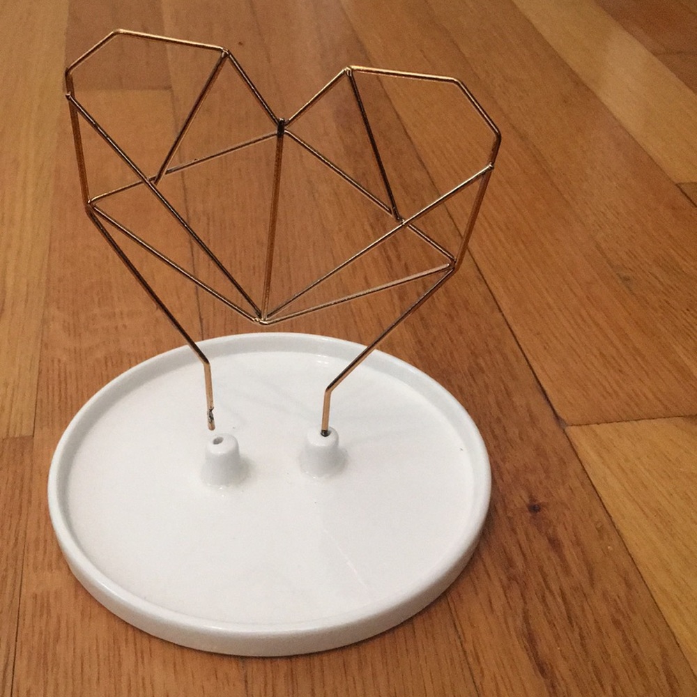 Jewelry holder